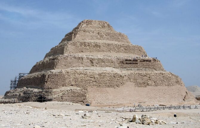 Meidum Pyramiden Steckbrief