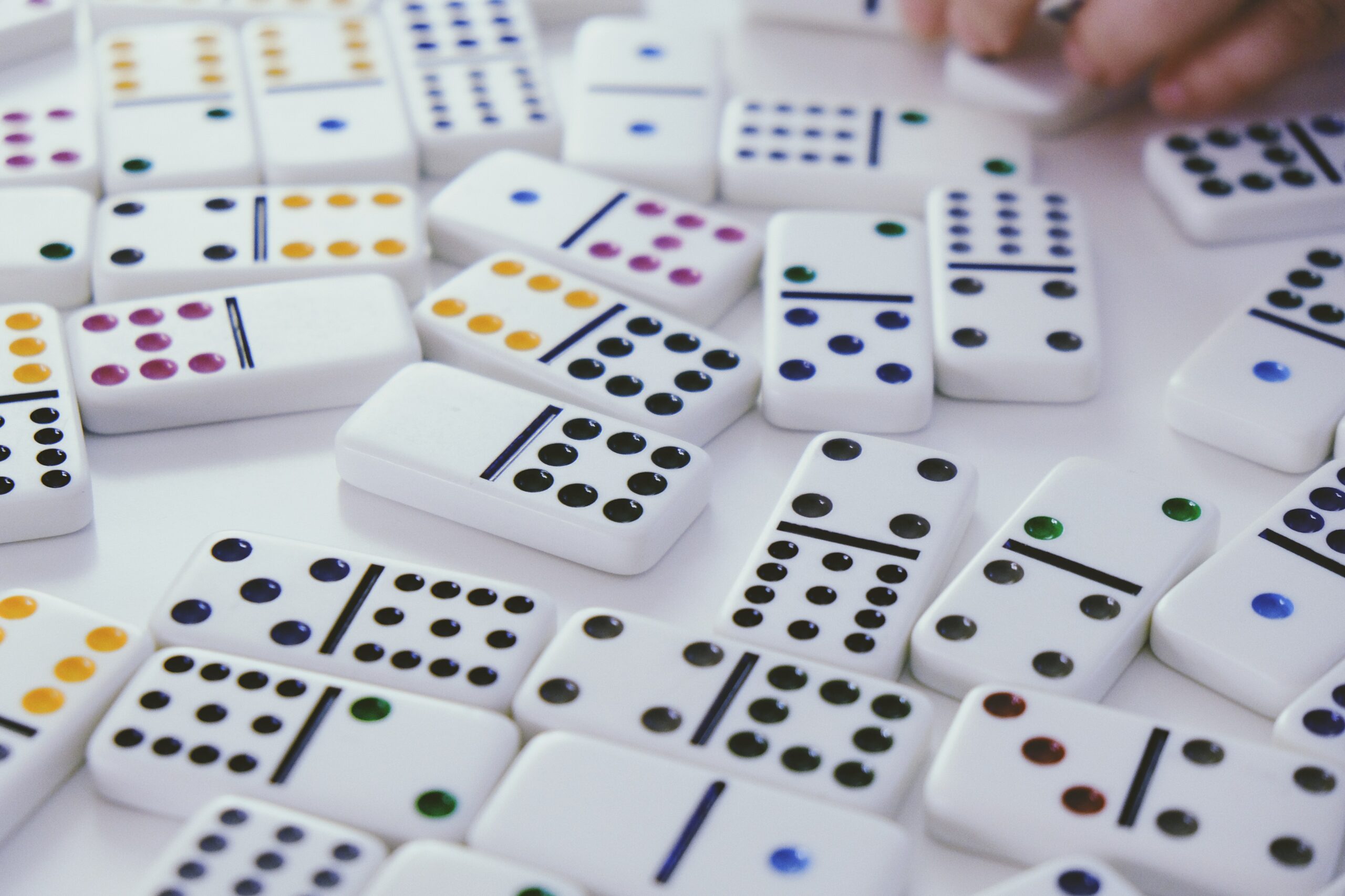 Domino Spiel – Anleitung, Dominosätze