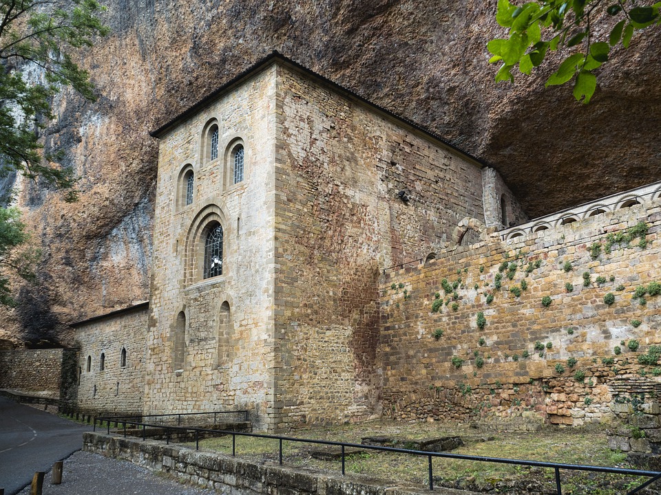 Kloster San Juan de la Peña – Steckbrief & Bilder