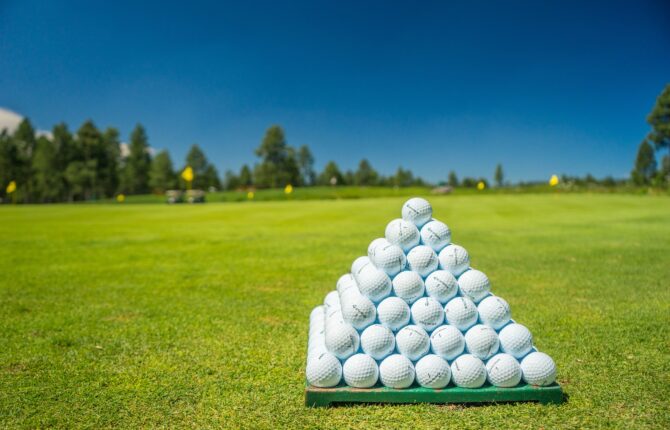 Die 7 besten Golfbälle für Anfänger